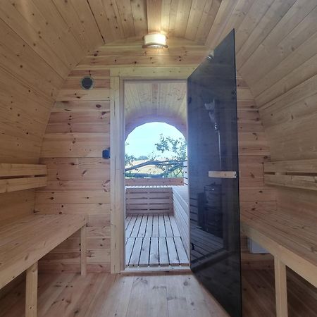 Loft Apartment Mit Grosser Badewanne A Mugeln ภายนอก รูปภาพ